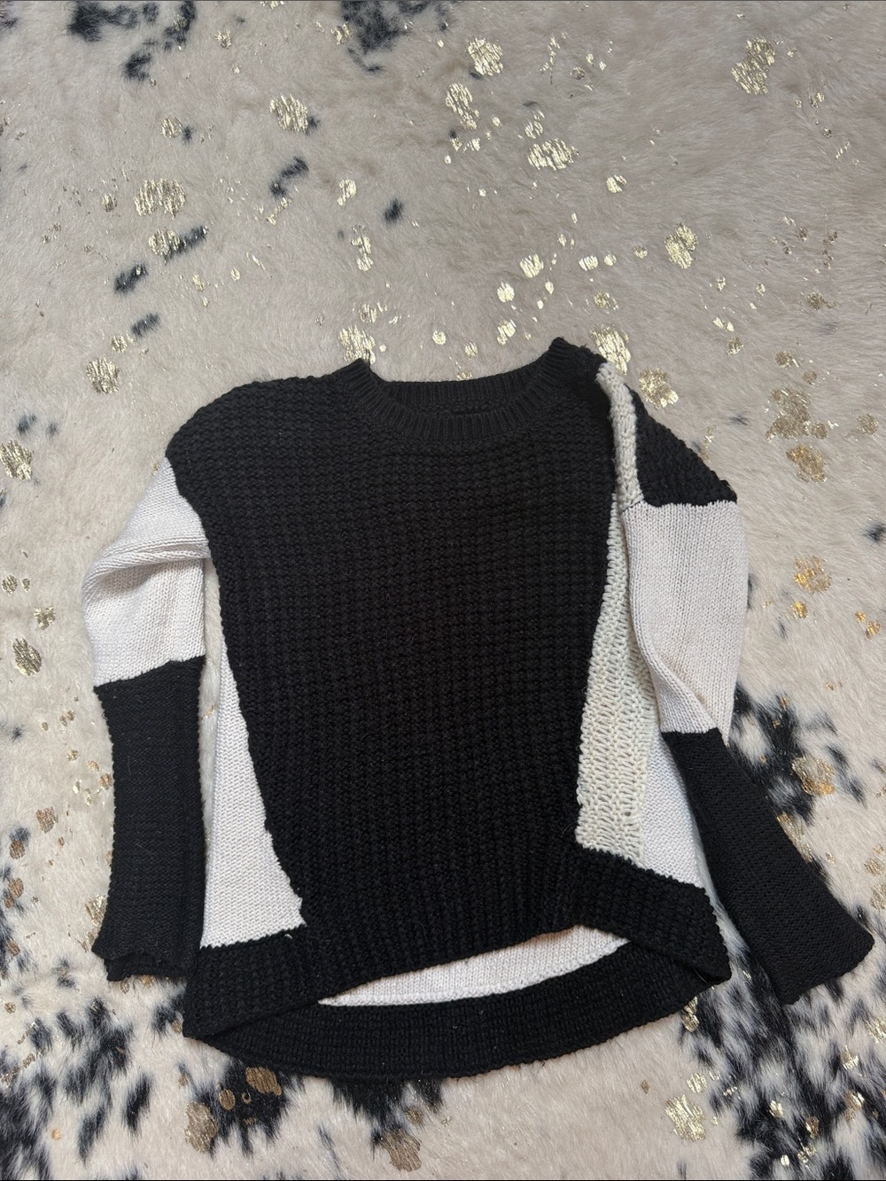 Assorted long sleeve bundle - Picture 2 of 6